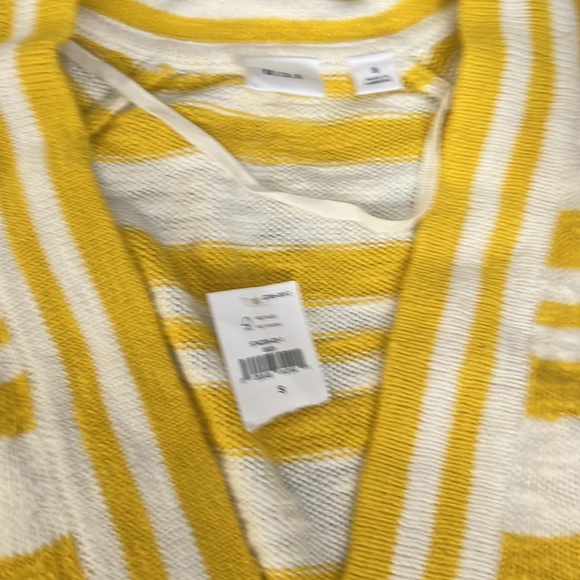 Sweater, yellow and white striped from Gap - Picture 2 of 2